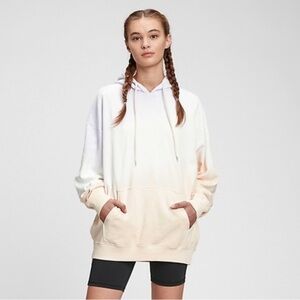 Gap Women’s Vintage Soft Oversized Boyfriend Hoodie tie dye